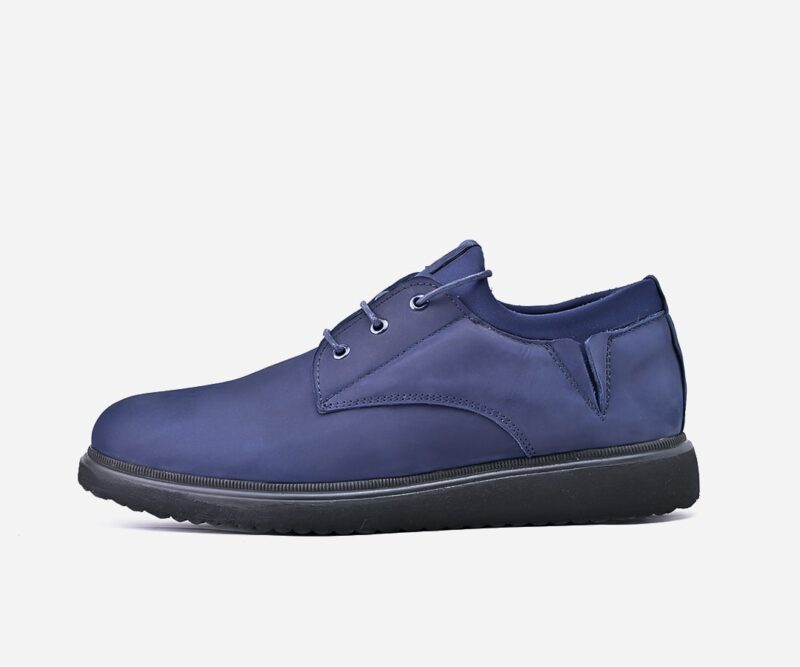 Chaussures en daim bleu – op71